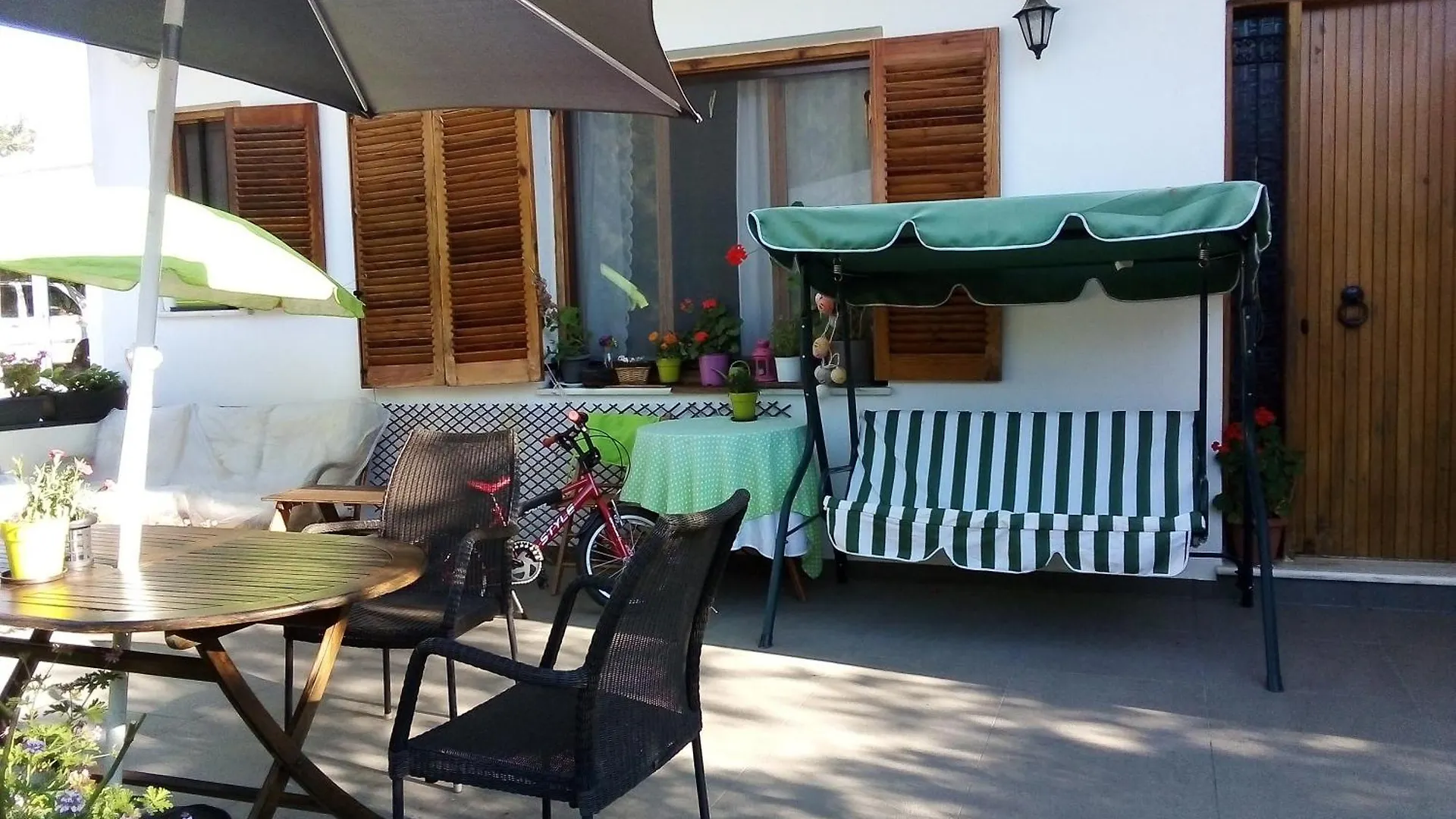 הוילה חאניה Anna'S Garden House בית נופש